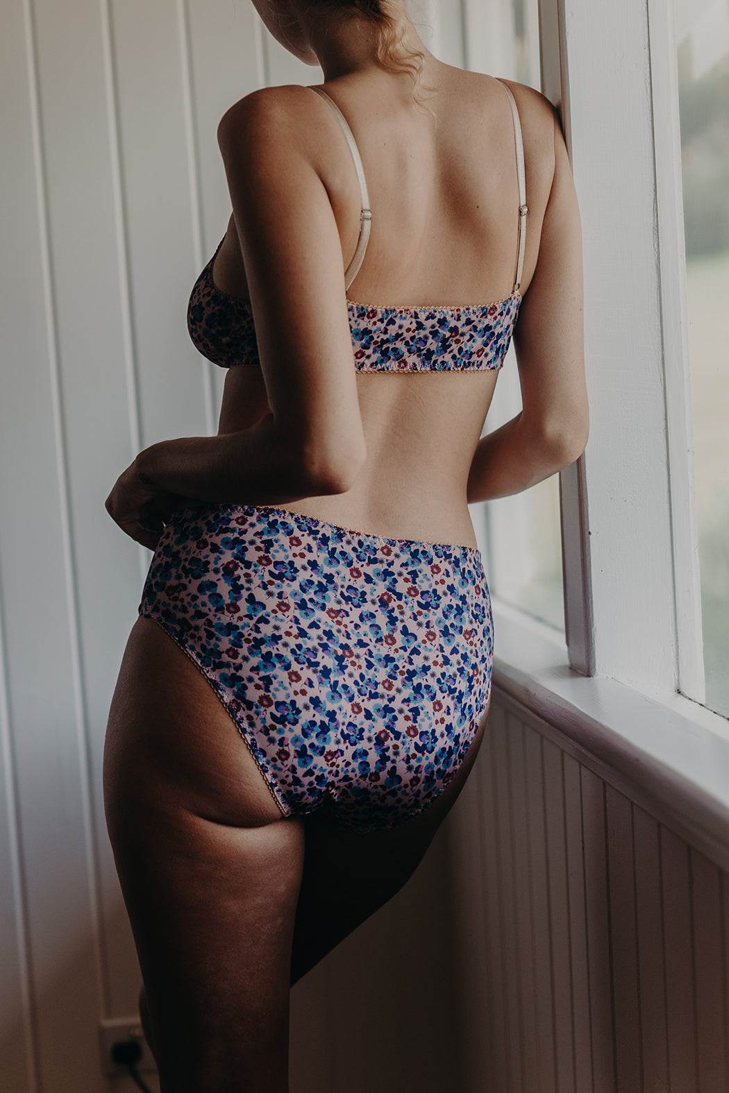 SOLIA High Waisted Bottoms